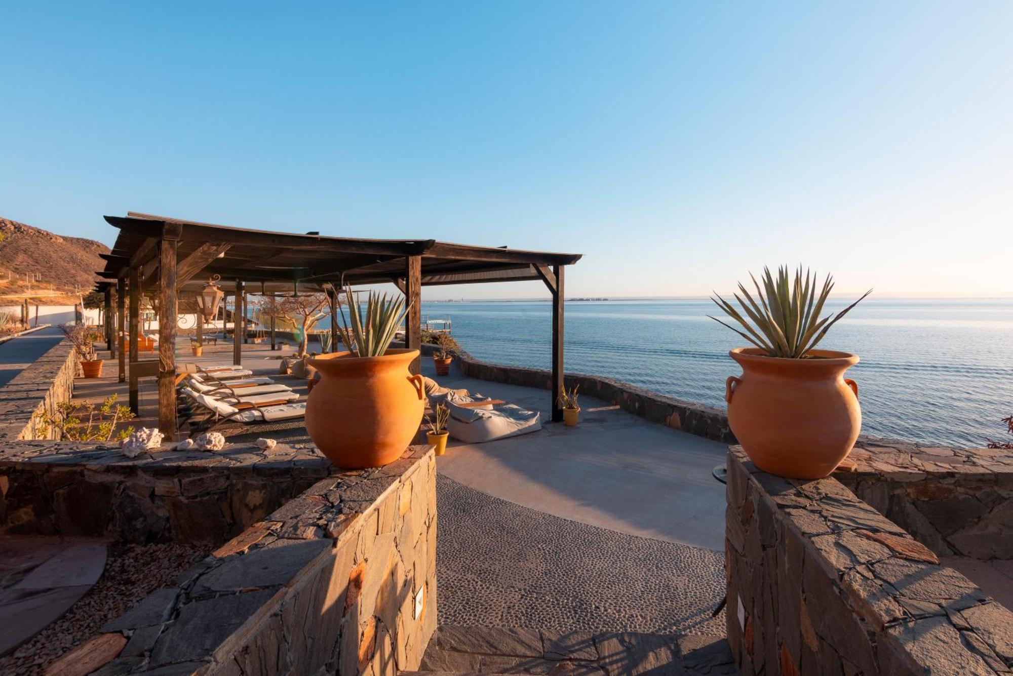 Orchid House Baja Hotel Ла Пас Екстериор снимка
