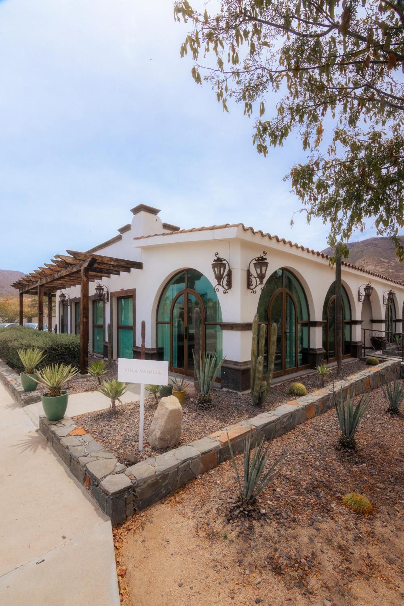 Orchid House Baja Hotel Ла Пас Екстериор снимка