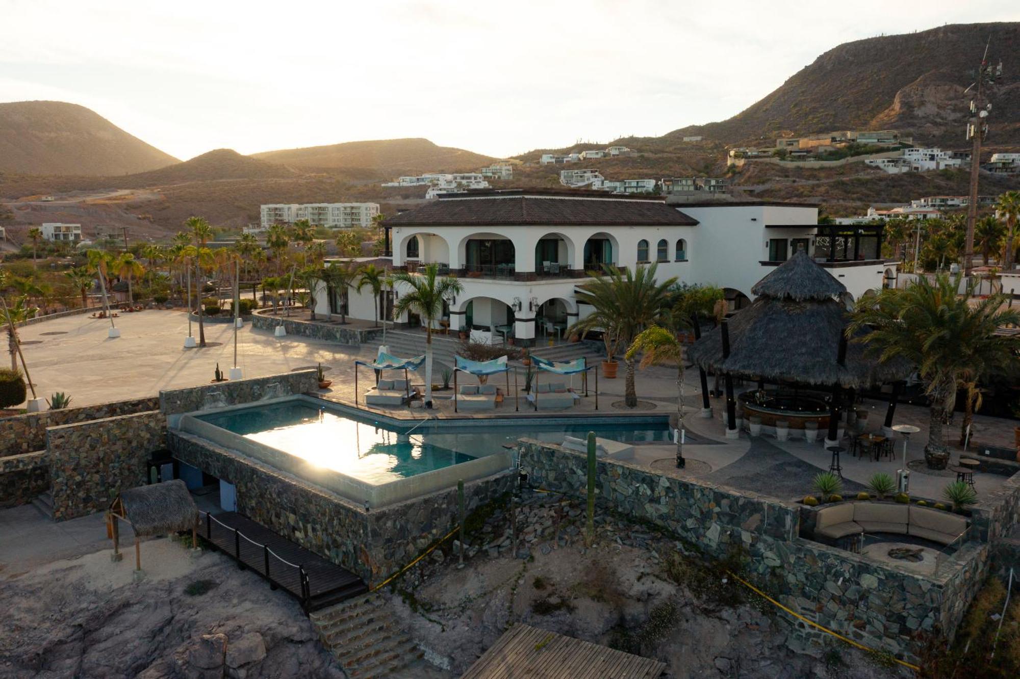 Orchid House Baja Hotel Ла Пас Екстериор снимка